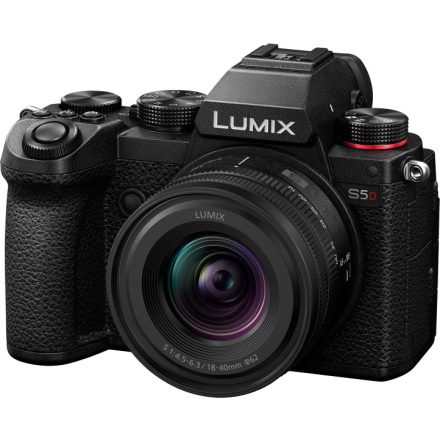 Panasonic Lumix S DC-S5D kit (18-40mm f/4.5-6.3)